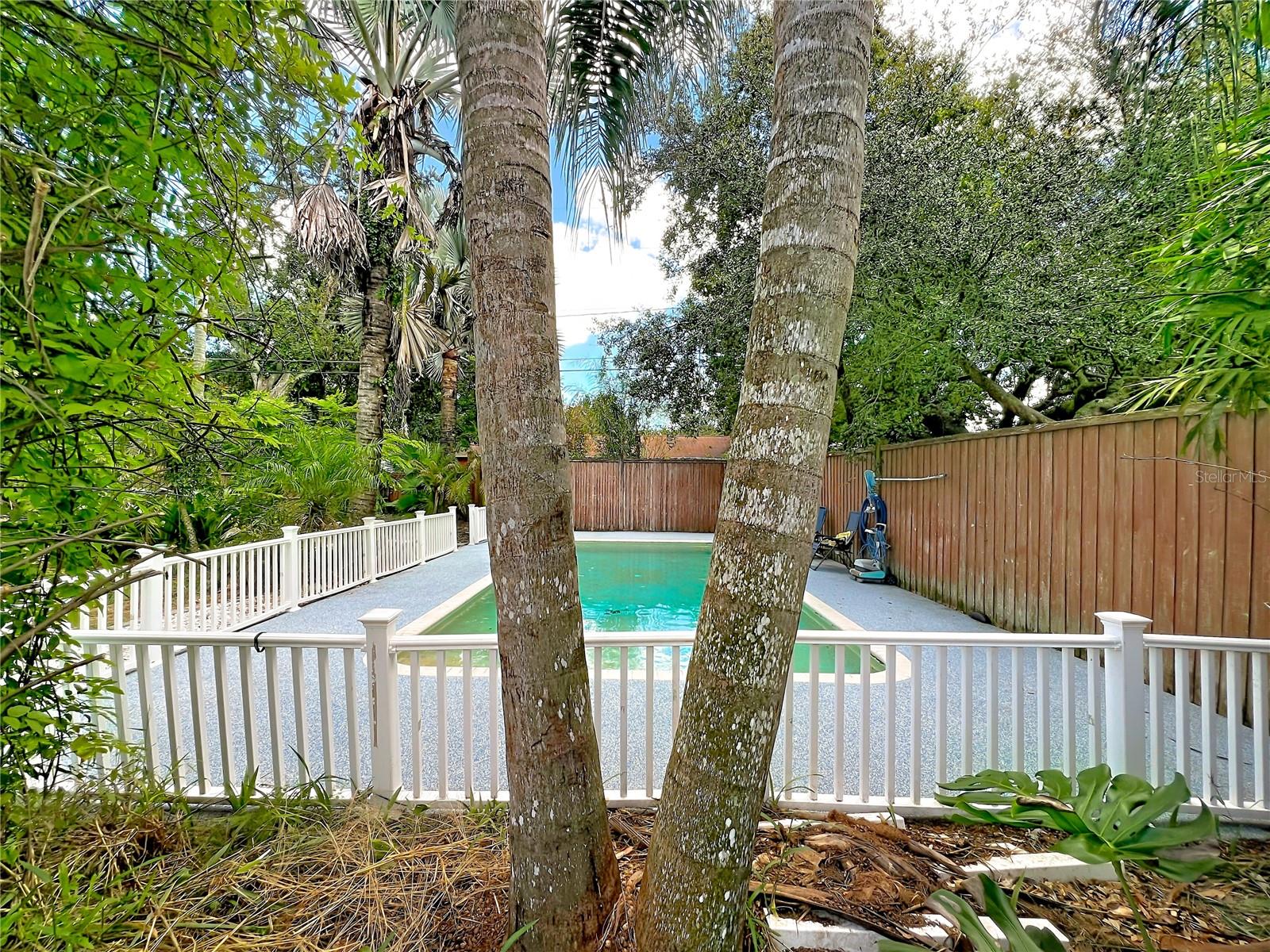 CONDEL GARDENS - Residential