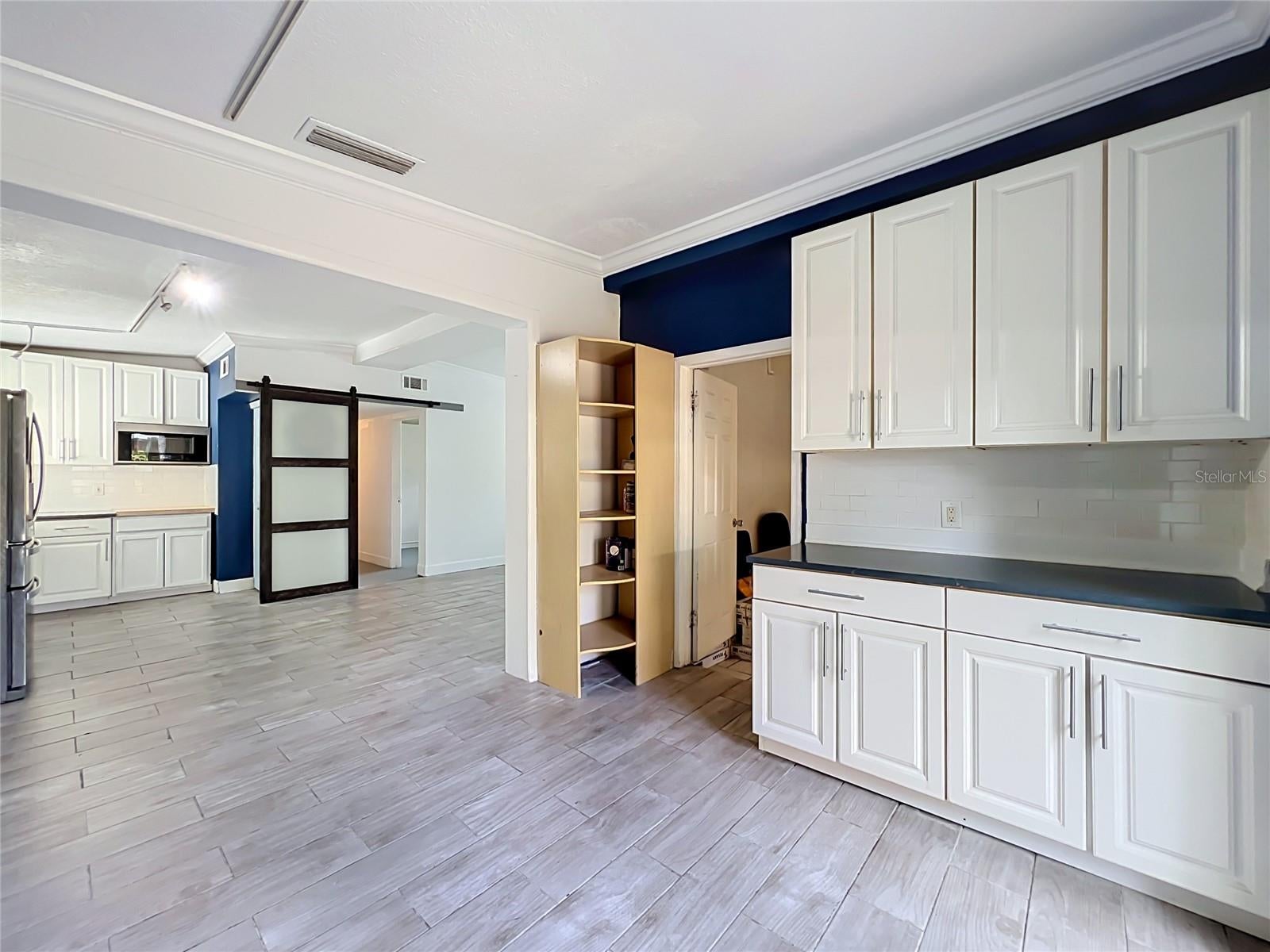 CONDEL GARDENS - Residential