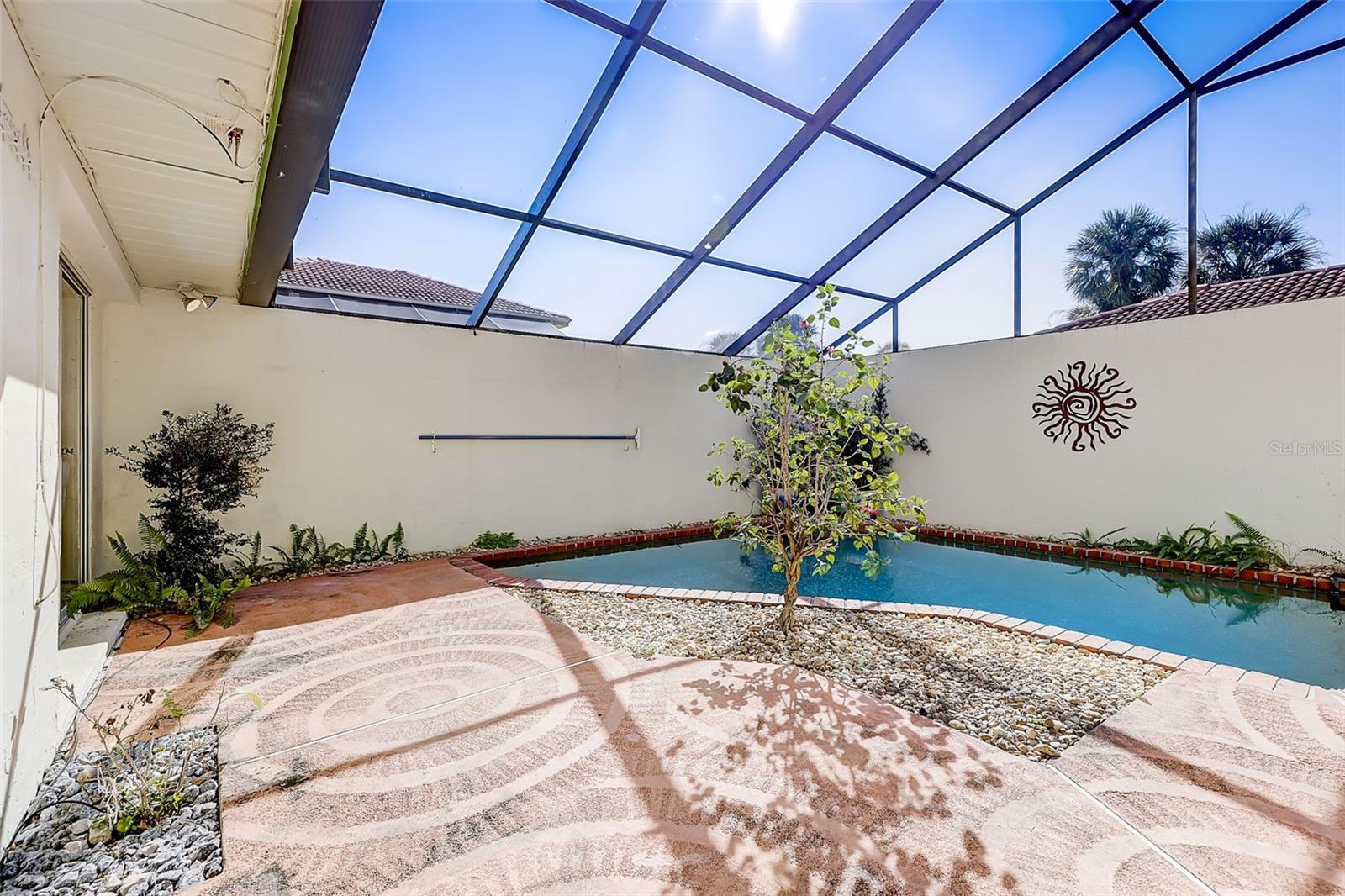ISLAND CLUB AT ROSEMONT CONDO - Residential