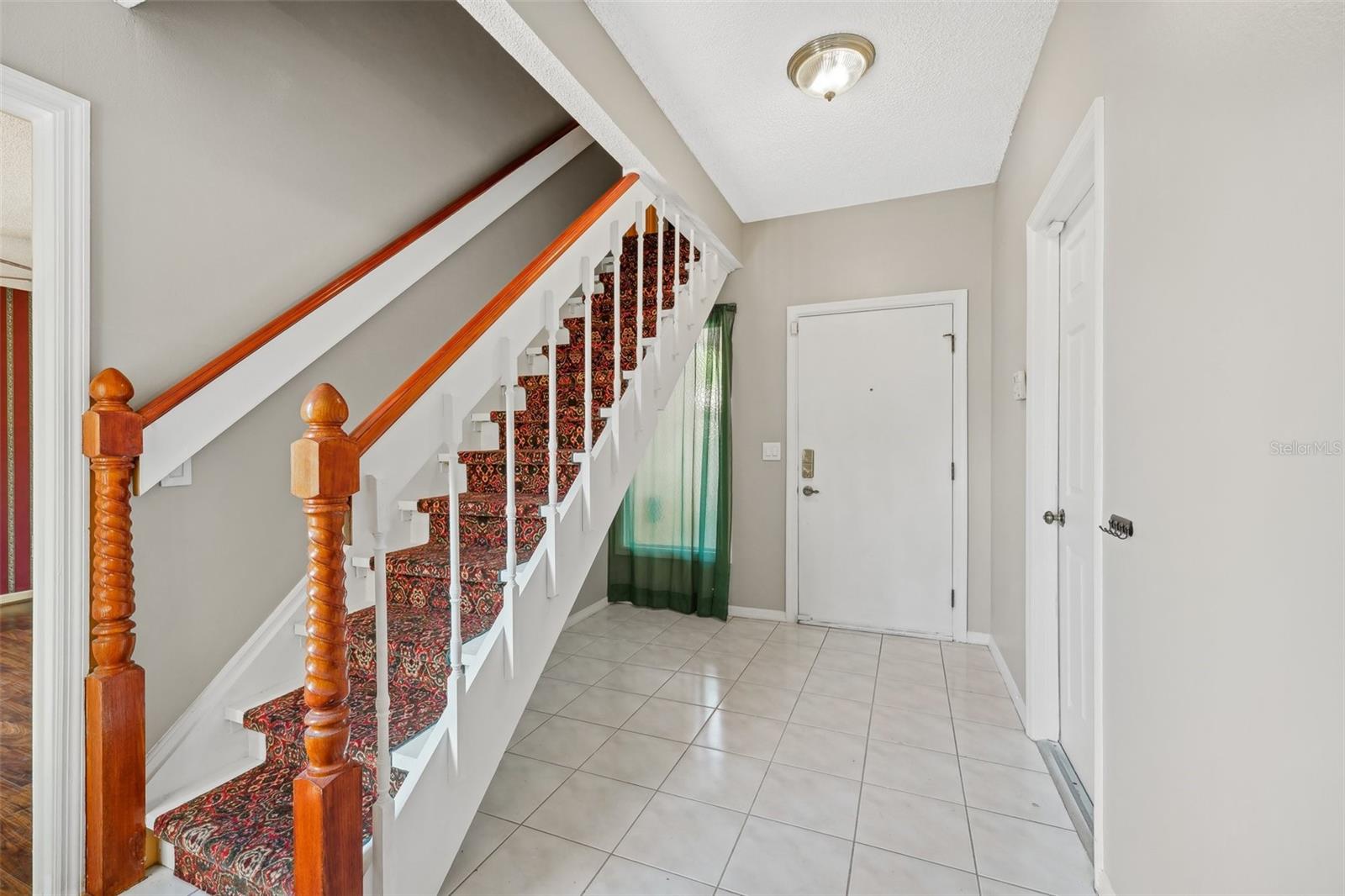 ISLAND CLUB AT ROSEMONT CONDO - Residential