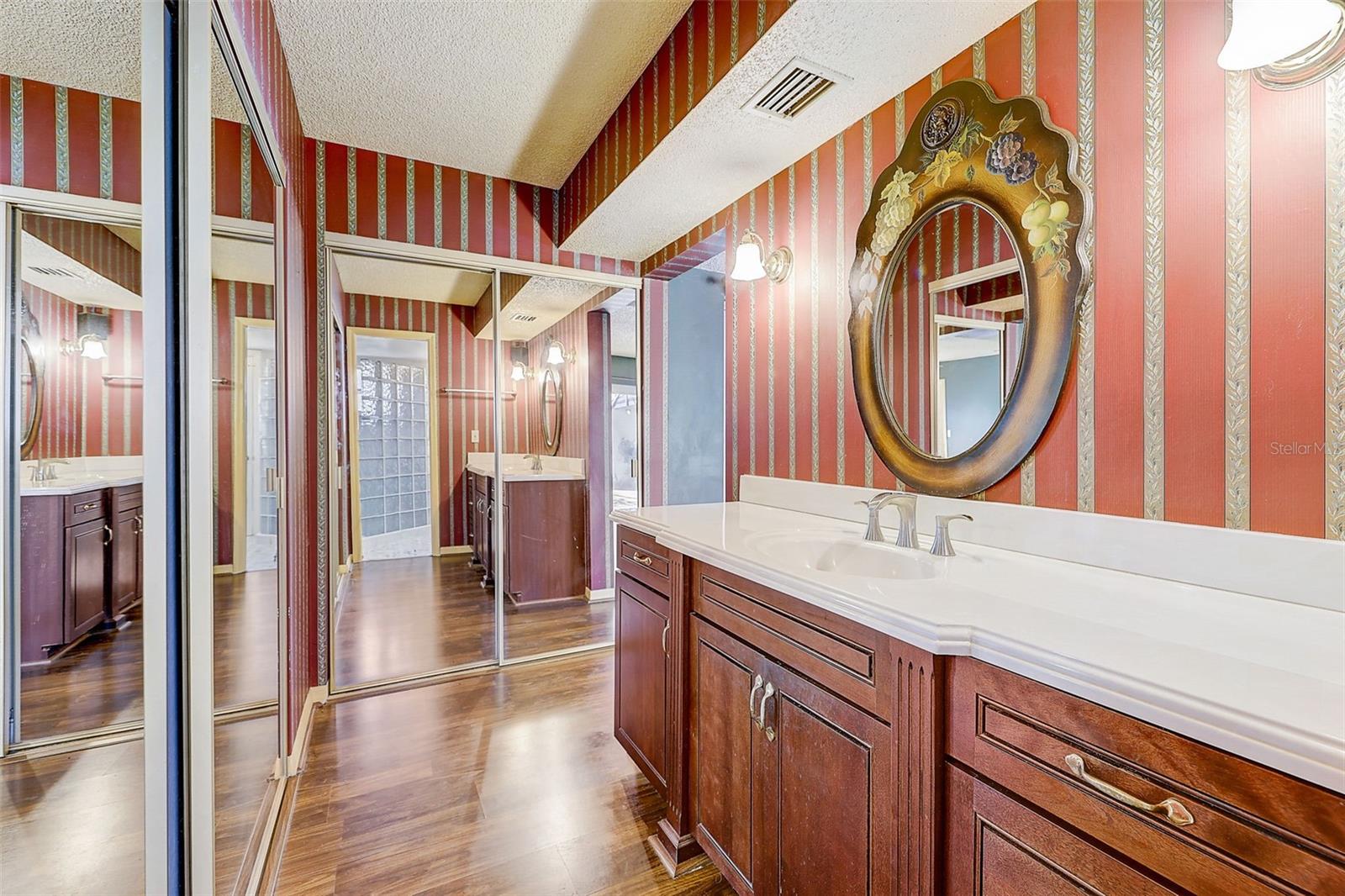 ISLAND CLUB AT ROSEMONT CONDO - Residential
