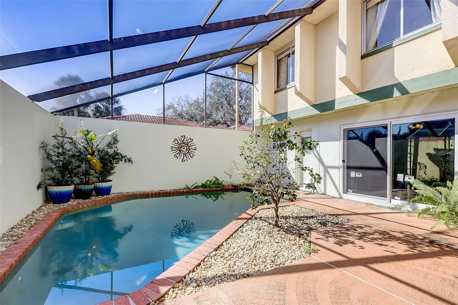 ISLAND CLUB AT ROSEMONT CONDO - Residential