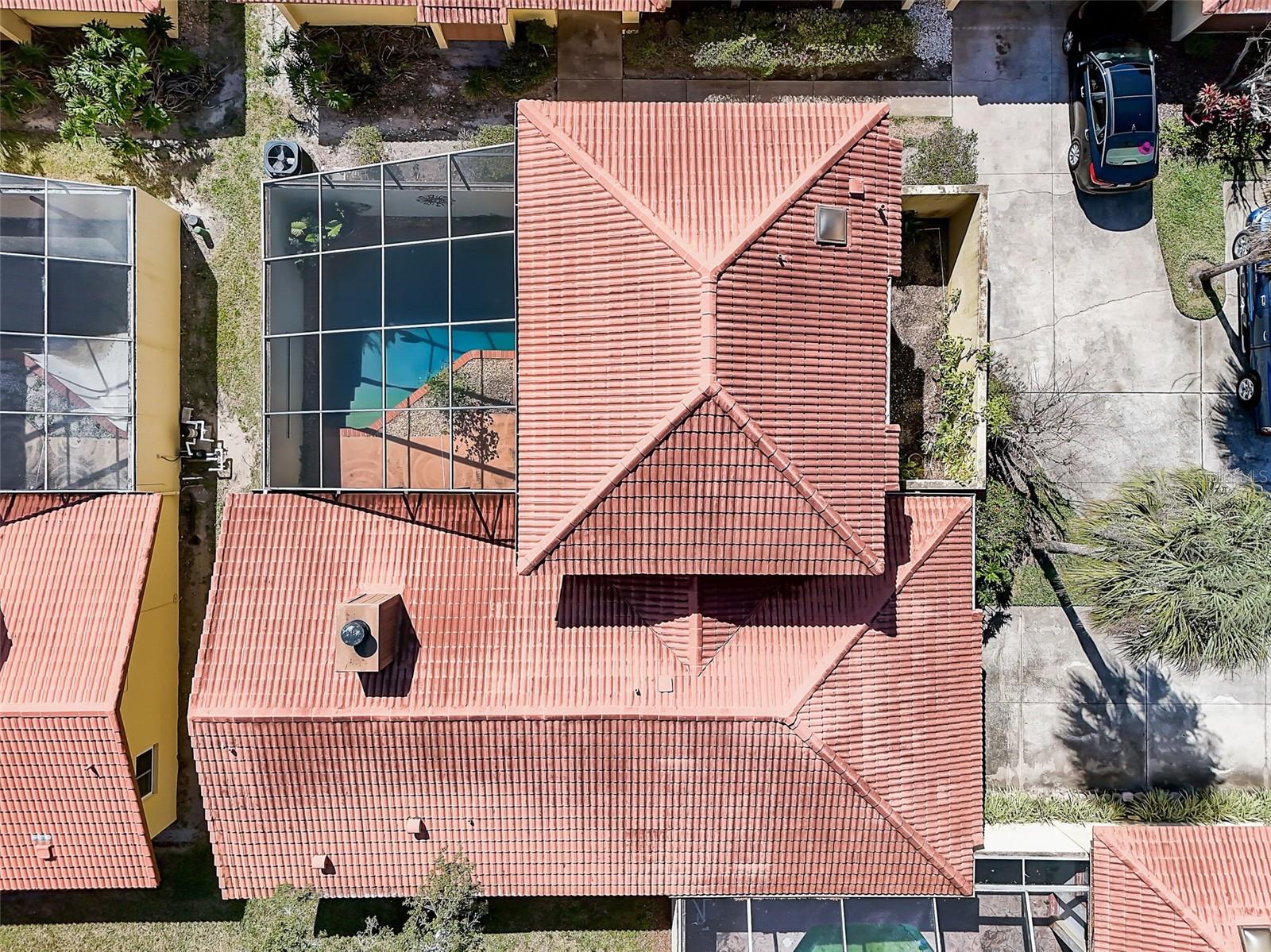 ISLAND CLUB AT ROSEMONT CONDO - Residential
