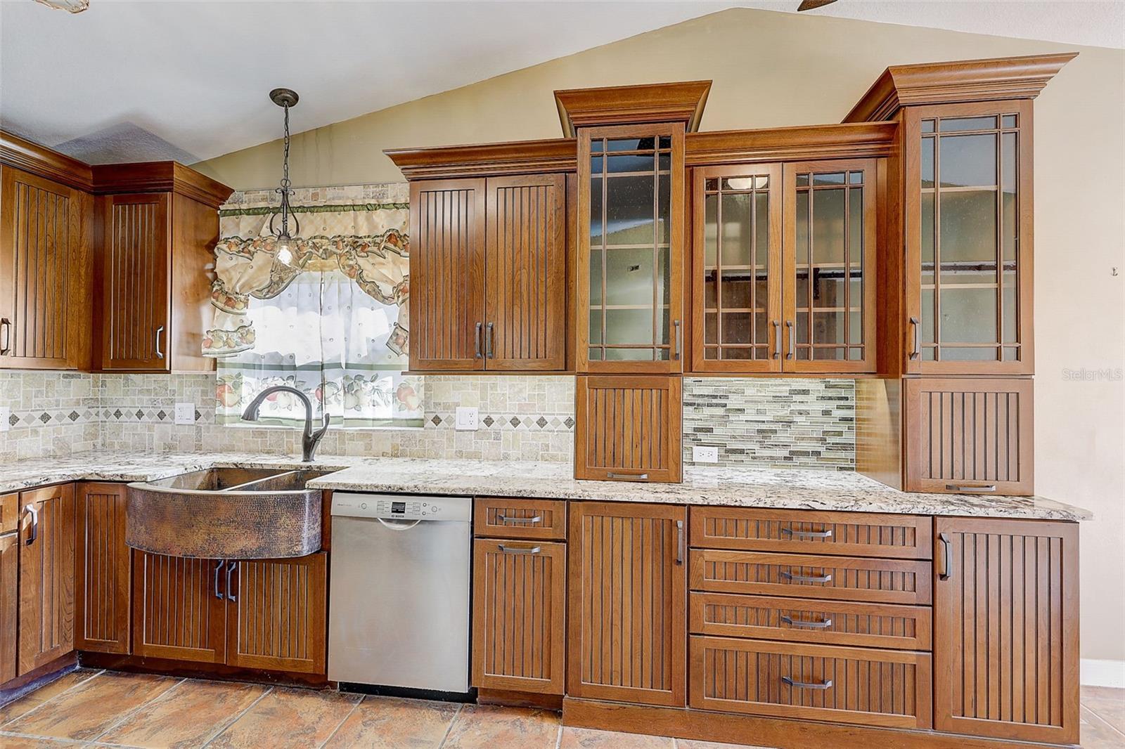 ISLAND CLUB AT ROSEMONT CONDO - Residential