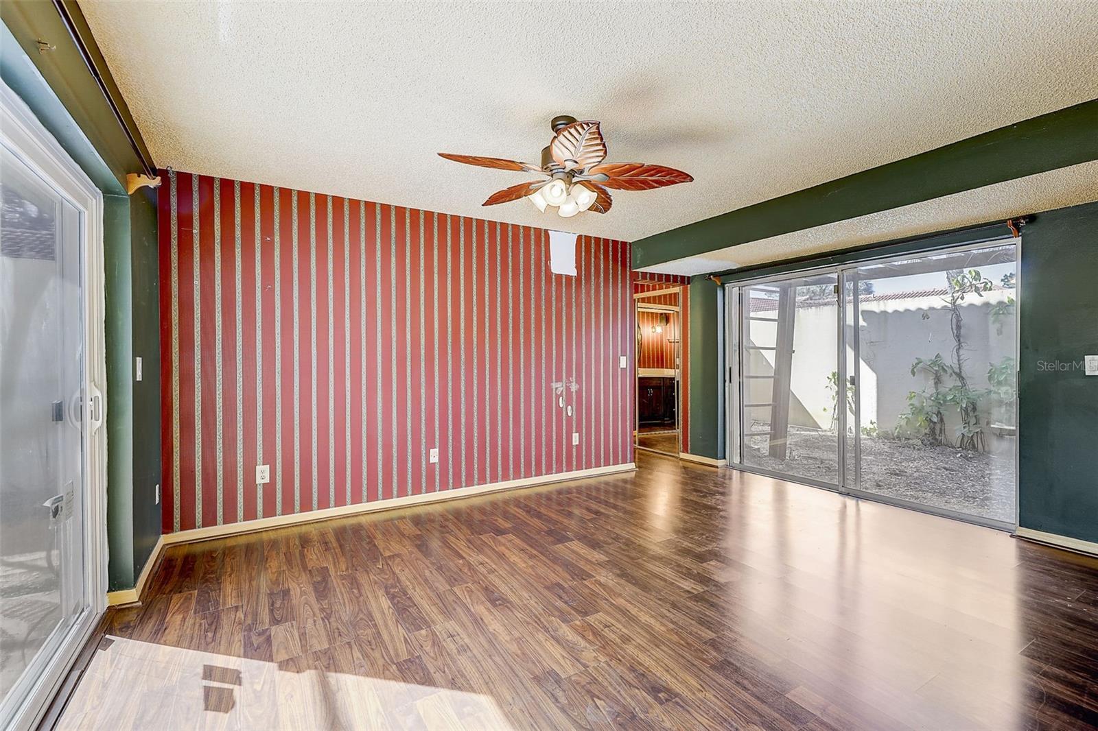 ISLAND CLUB AT ROSEMONT CONDO - Residential