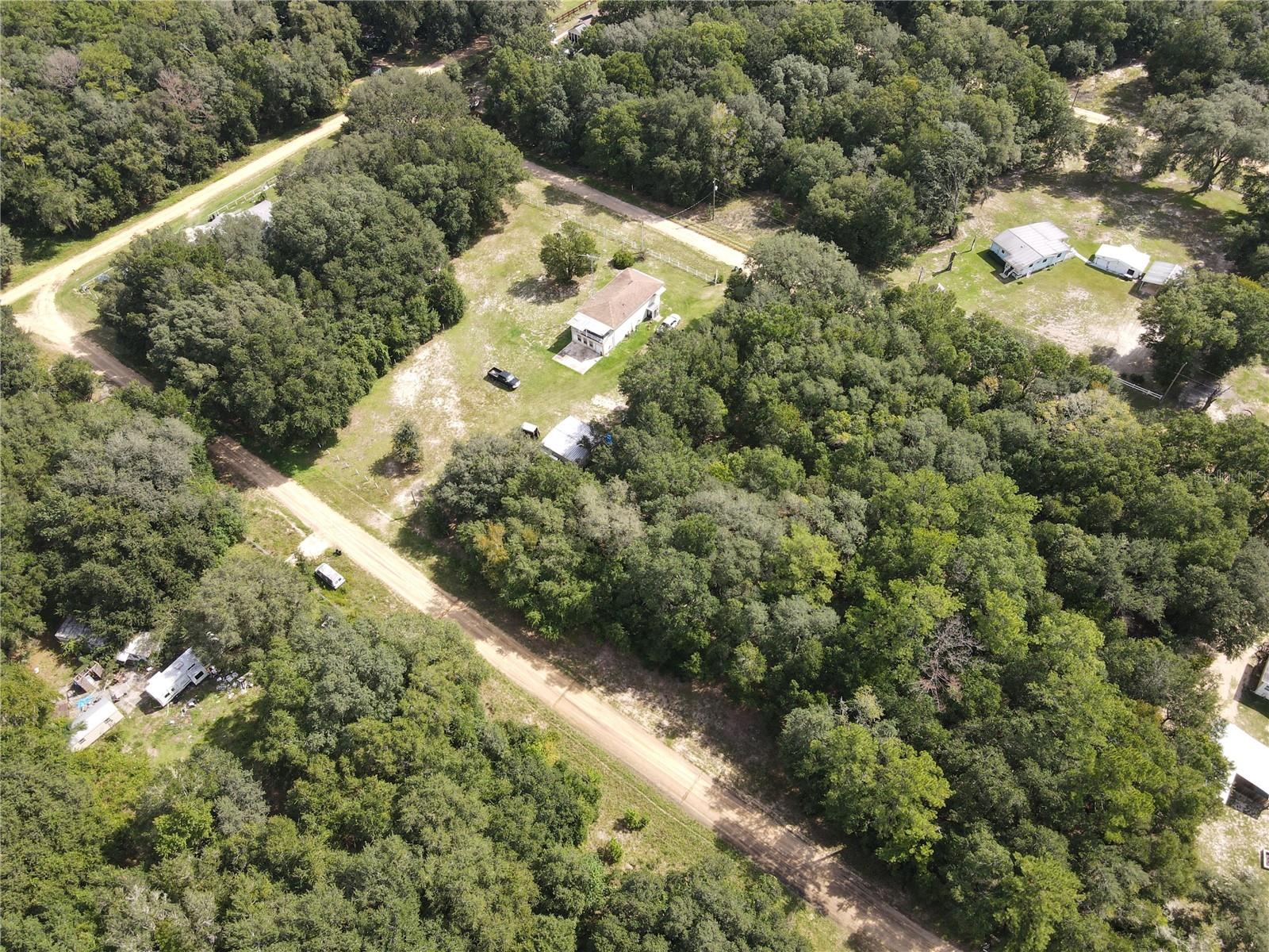 INTERLACHEN LAKES ESTATES - Land