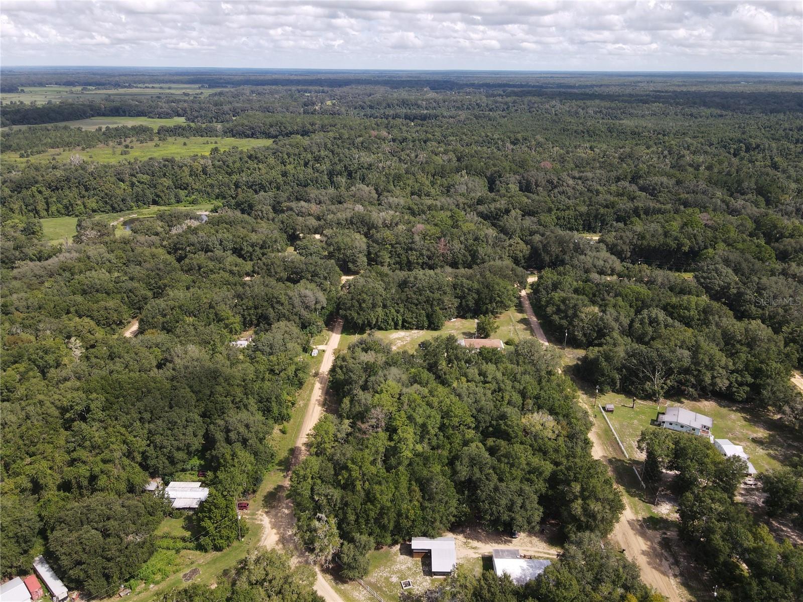 INTERLACHEN LAKES ESTATES - Land
