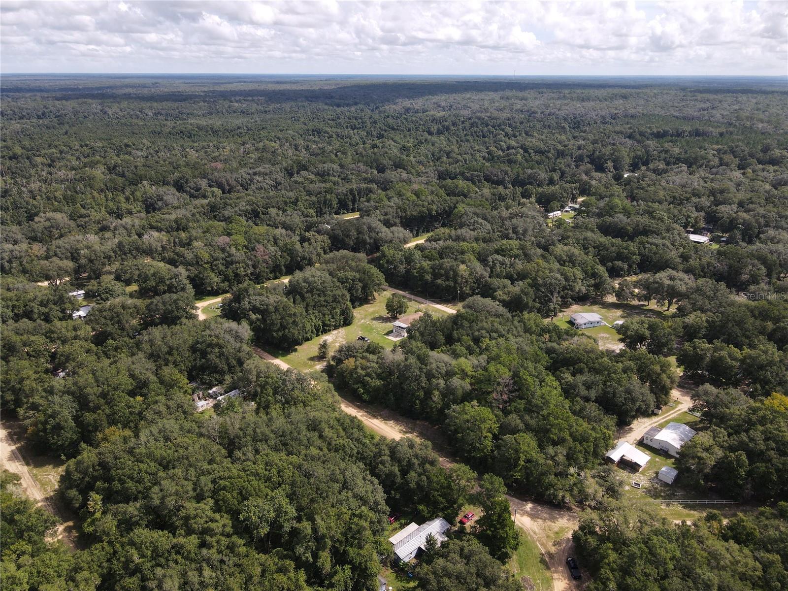 INTERLACHEN LAKES ESTATES - Land