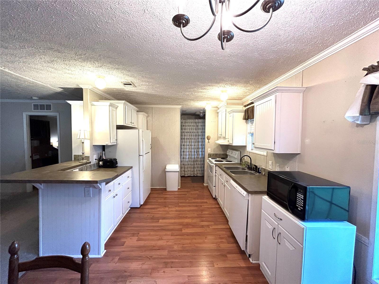 WILLISTON HLNDS - Residential