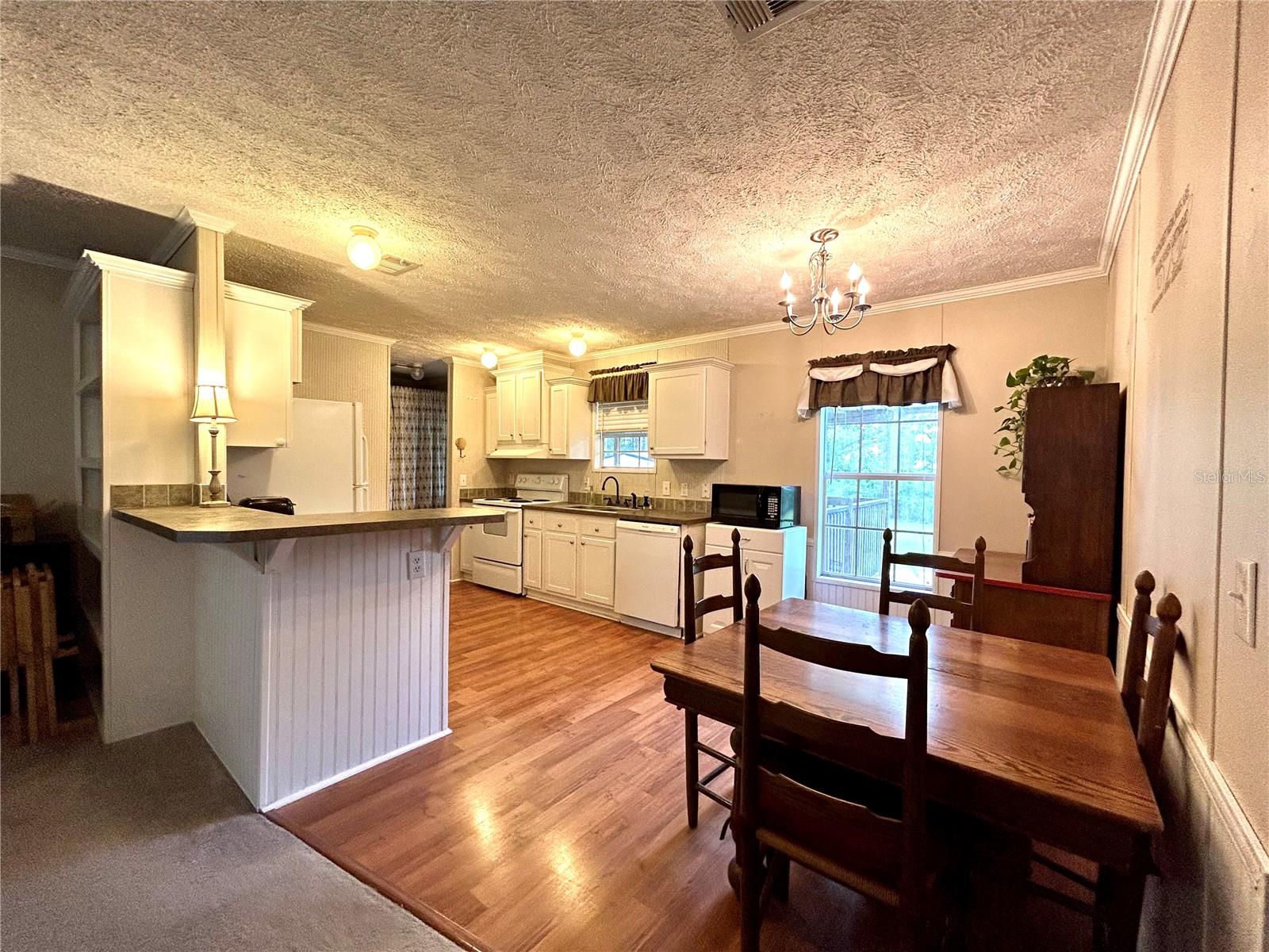 WILLISTON HLNDS - Residential