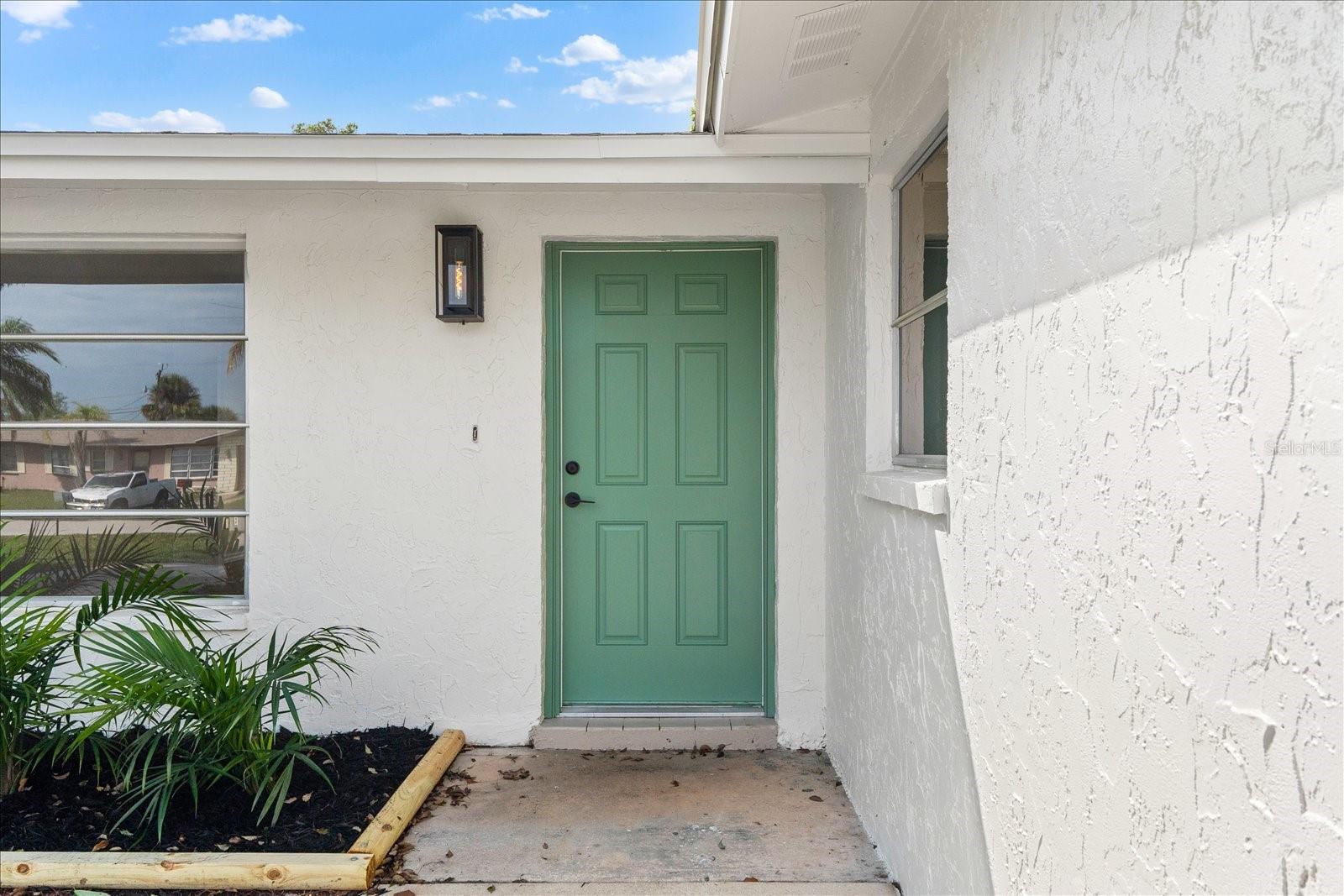 ROTONDA SHORES - Residential