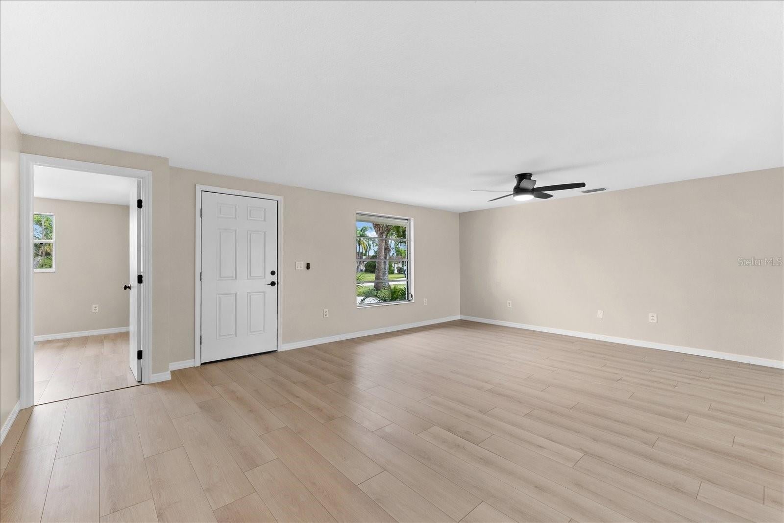 ROTONDA SHORES - Residential