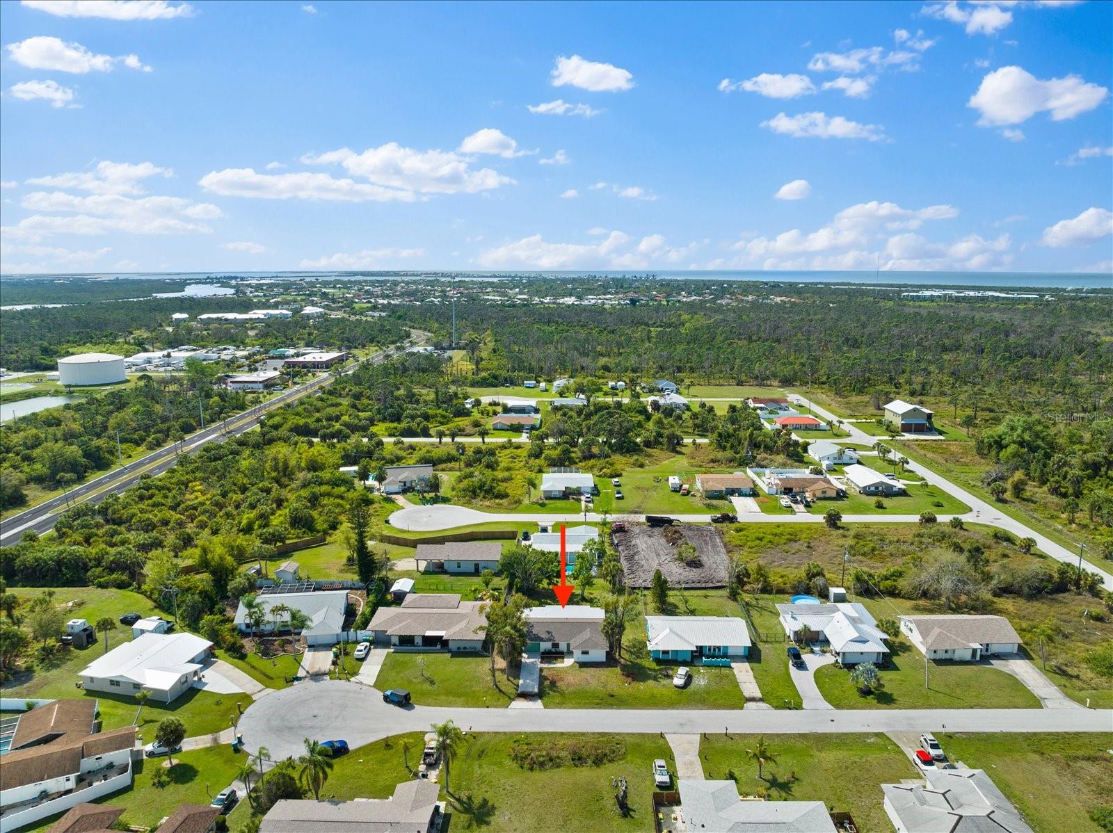 ROTONDA SHORES - Residential
