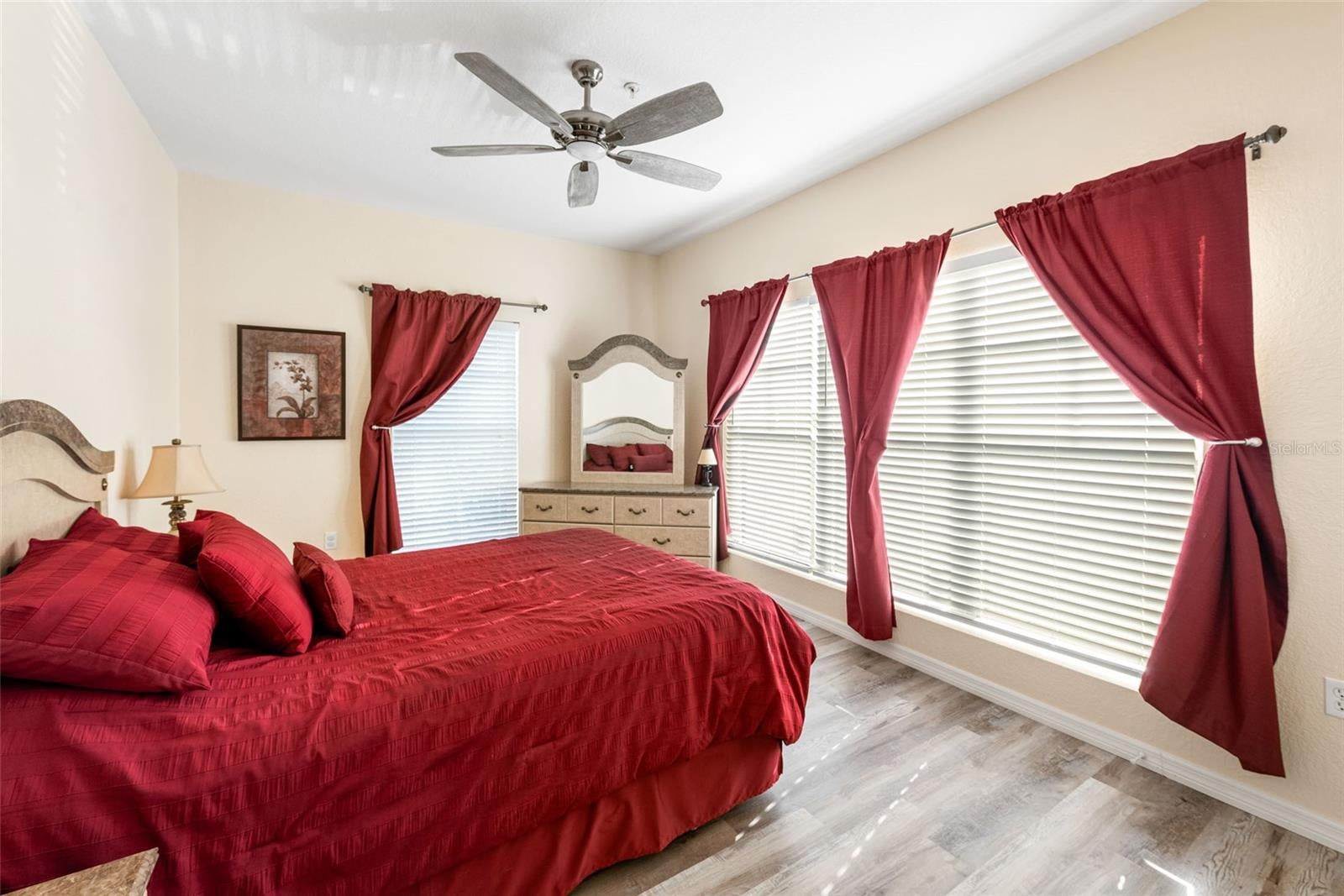 TOWNHOMES AT CAPE HAZE PH2 BLDG6 - Residential
