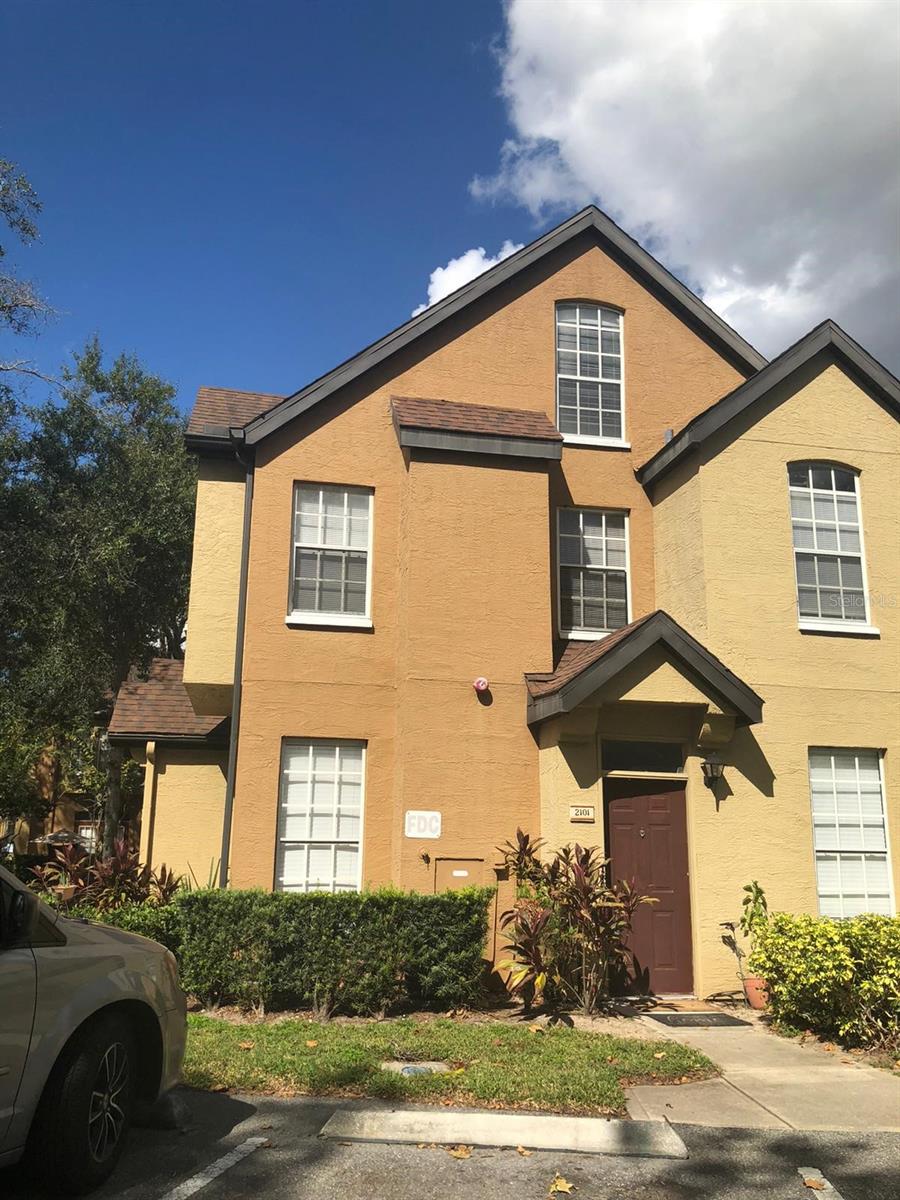 AZUR/METROWEST - Residential