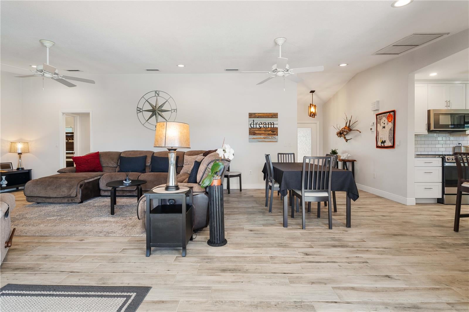 PUNTA GORDA ISLES SEC 05 - Residential