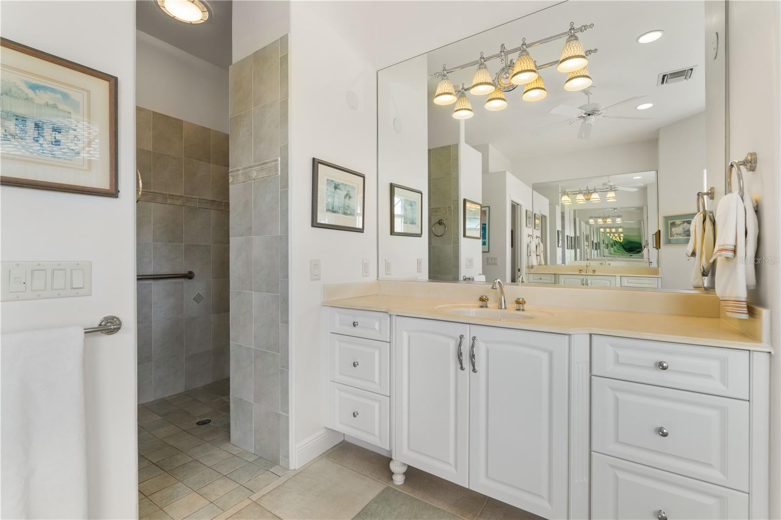 PUNTA GORDA ISLES SEC 12 - Residential