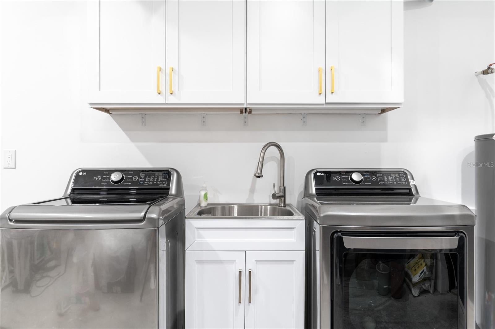 WARM MINERAL SPGS - Residential