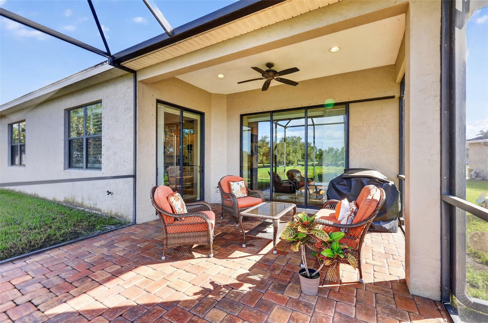 COTTAGES AT BLU VISTA - Residential