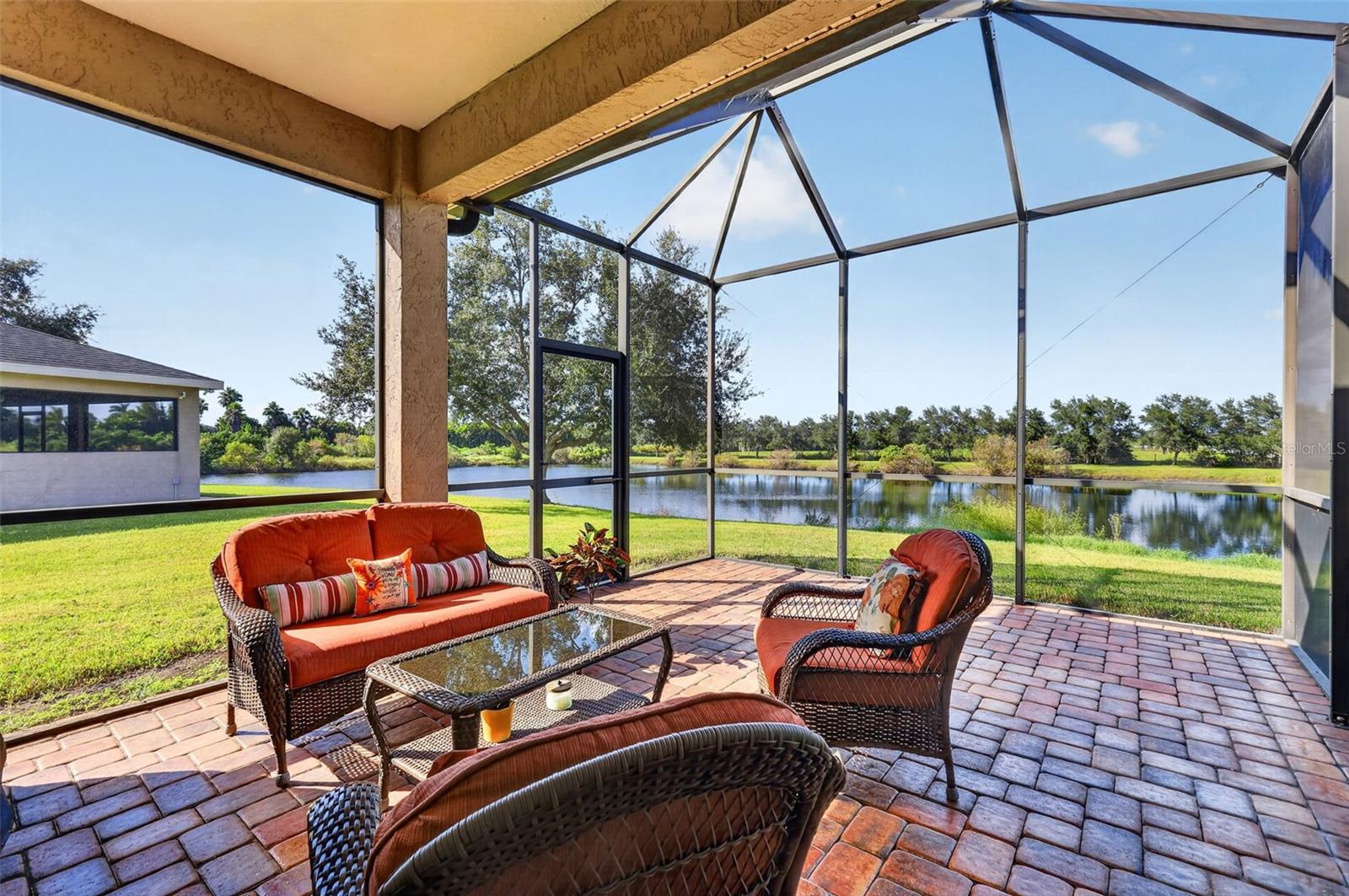 COTTAGES AT BLU VISTA - Residential