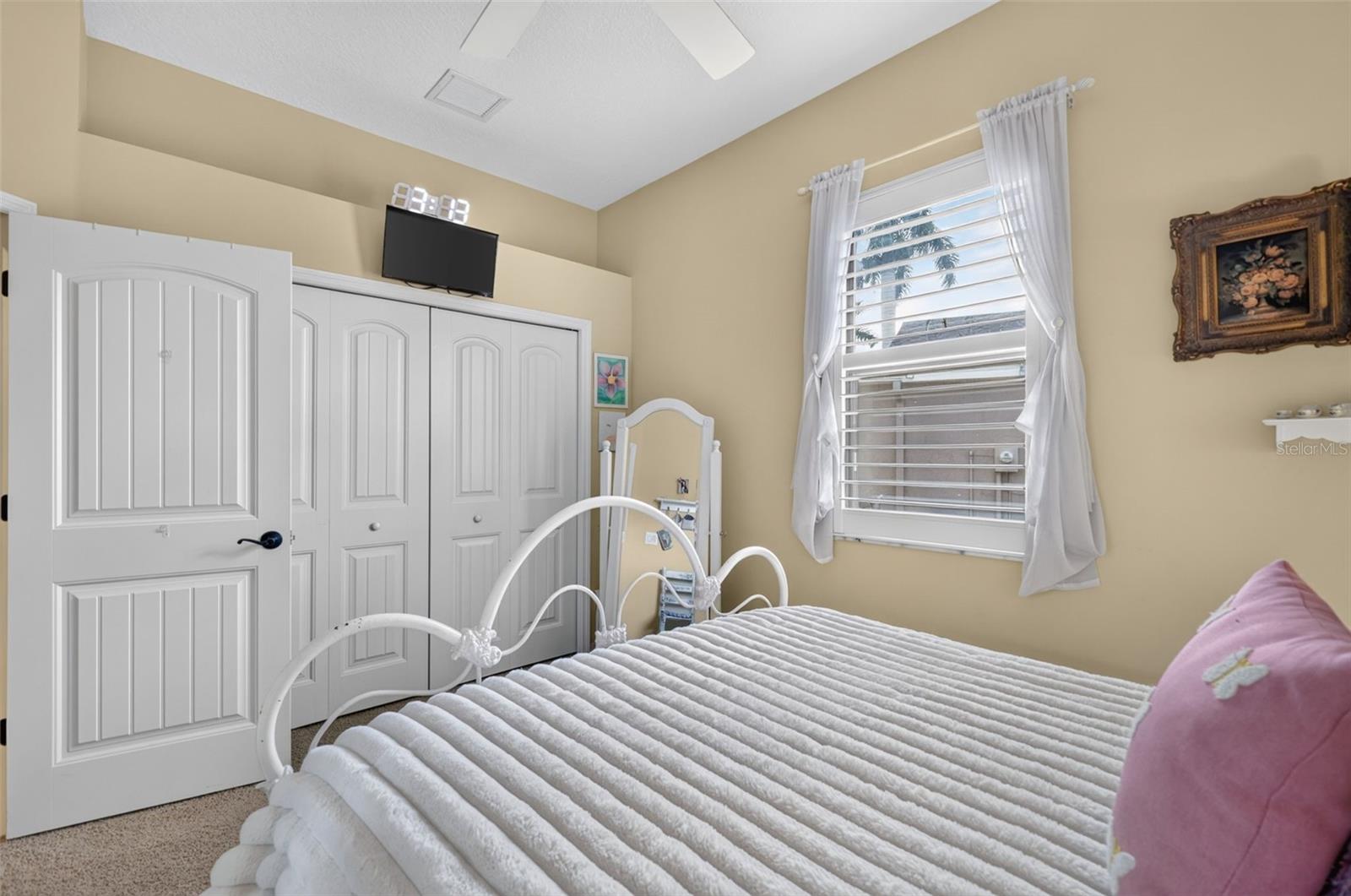 COTTAGES AT BLU VISTA - Residential