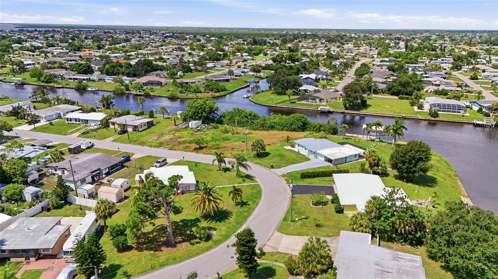 PORT CHARLOTTE SEC 003 - Land