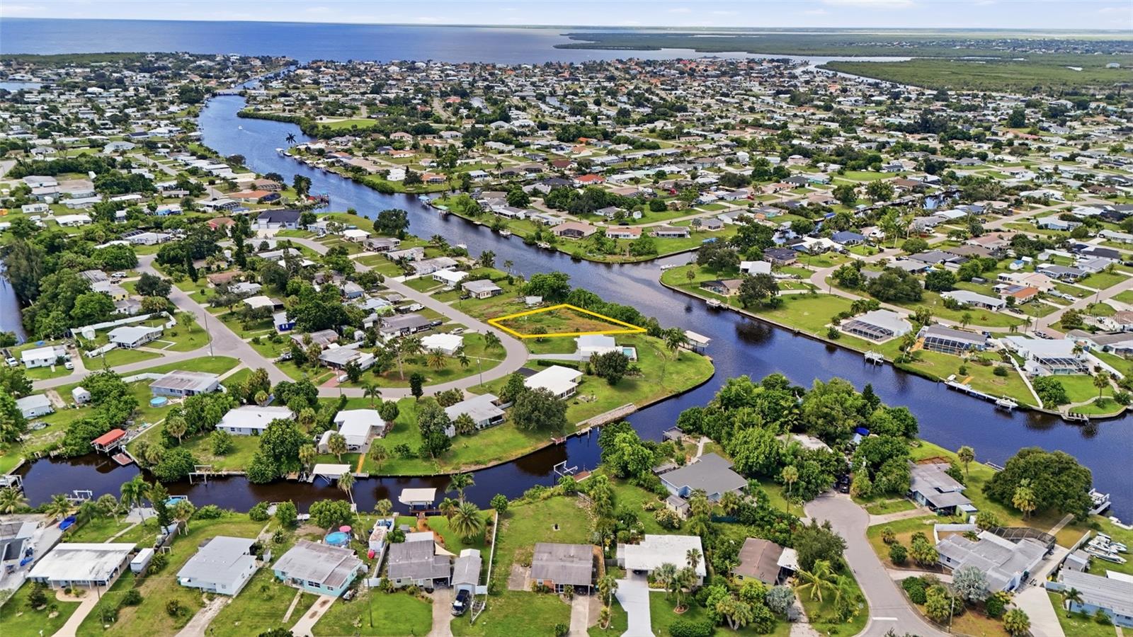 PORT CHARLOTTE SEC 003 - Land