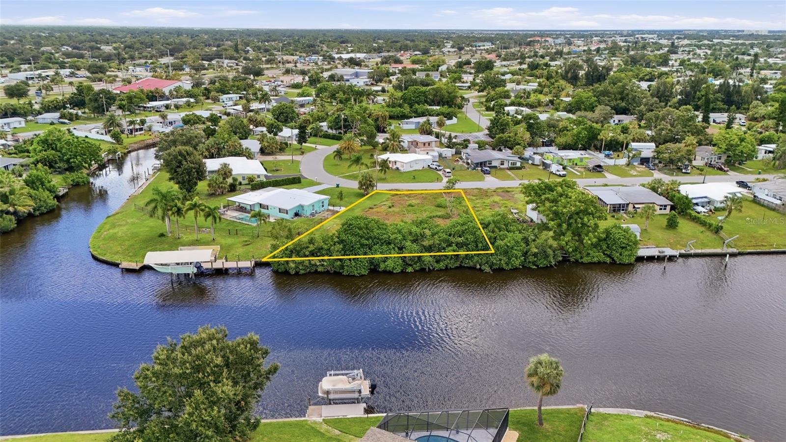 PORT CHARLOTTE SEC 003 - Land