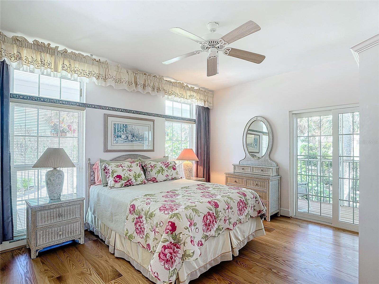ACREAGE & UNREC - Residential