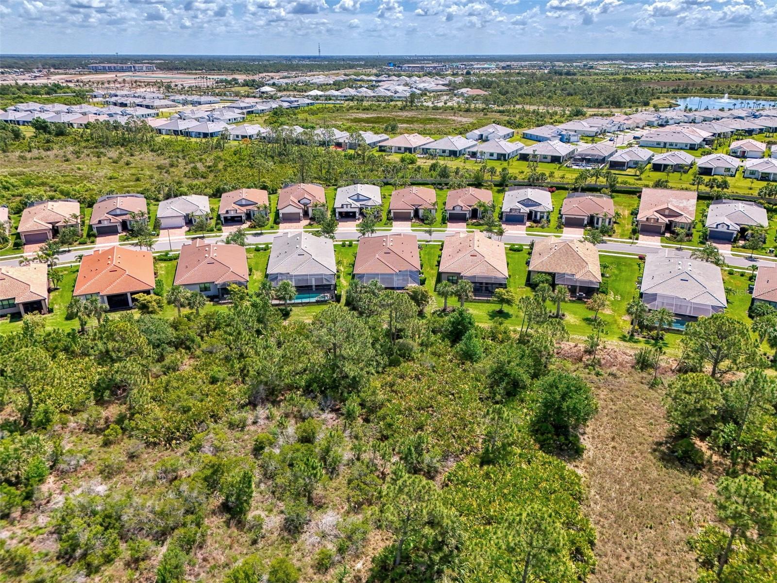 ISLANDWALK/THE WEST VLGS PH 8 - Residential
