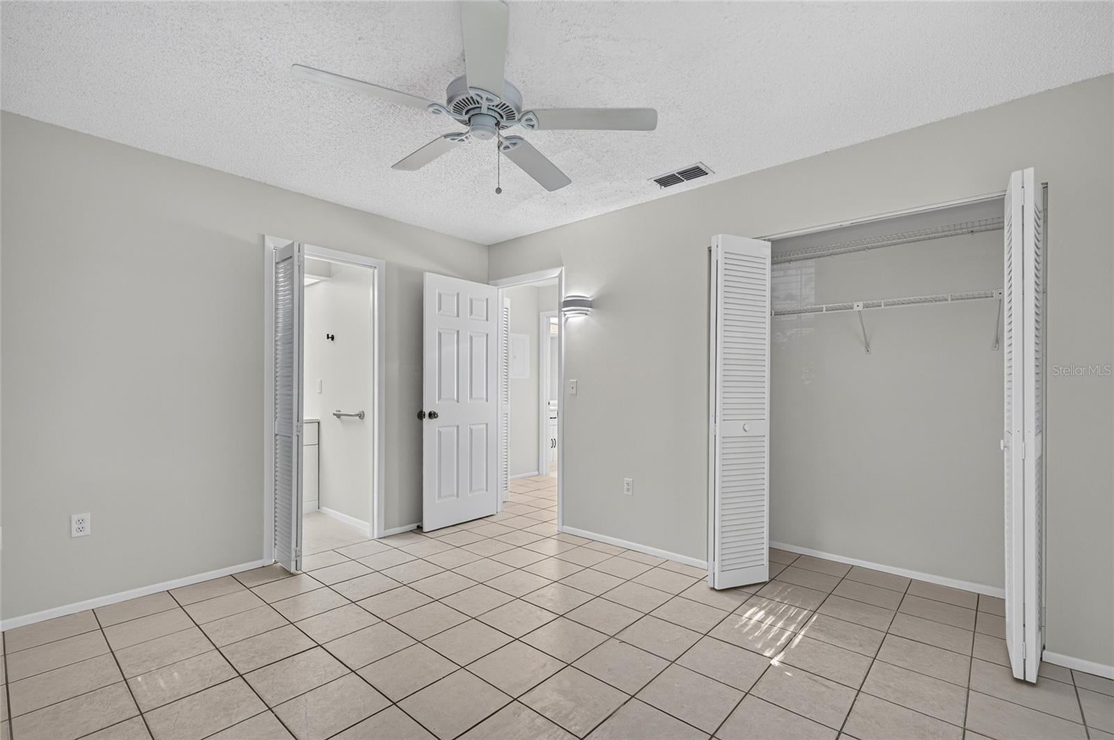 ASPEN WOODS WEST - Residential
