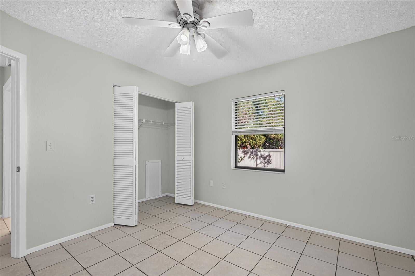 ASPEN WOODS WEST - Residential