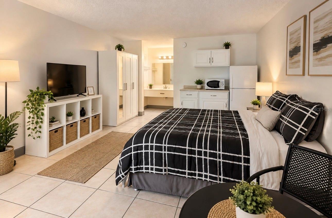 SANDLAKE COURTYARDS CONDO - Residential