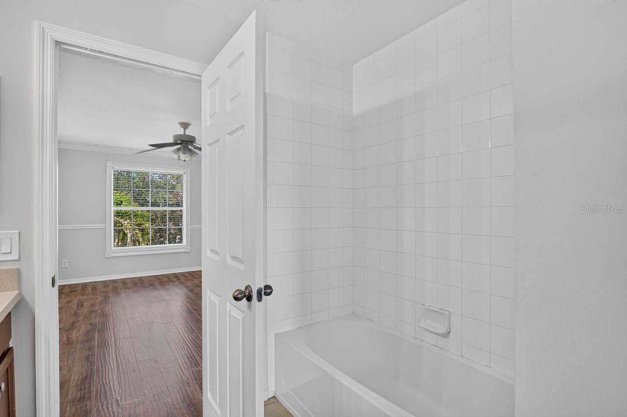 SHERWOOD/CROSSROADS L - Residential