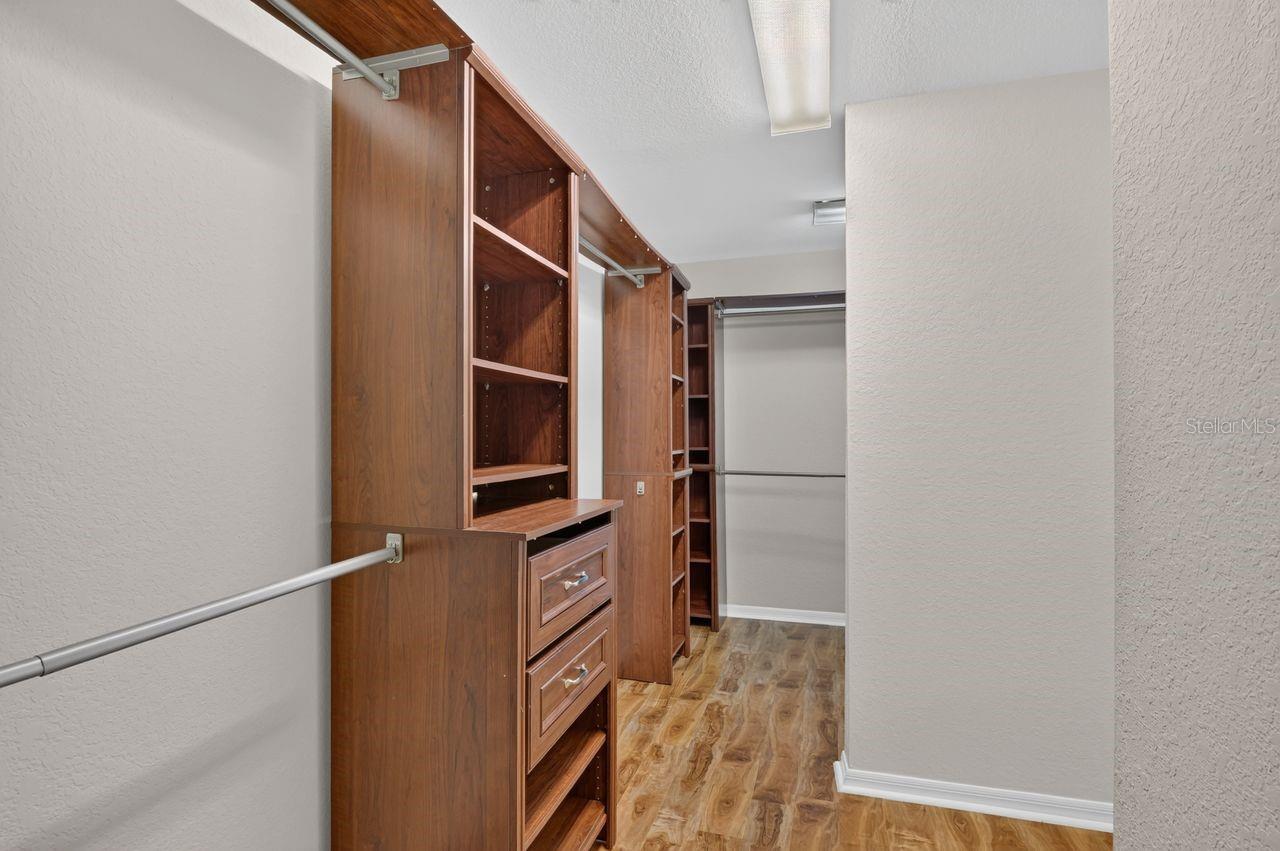 SHERWOOD/CROSSROADS L - Residential