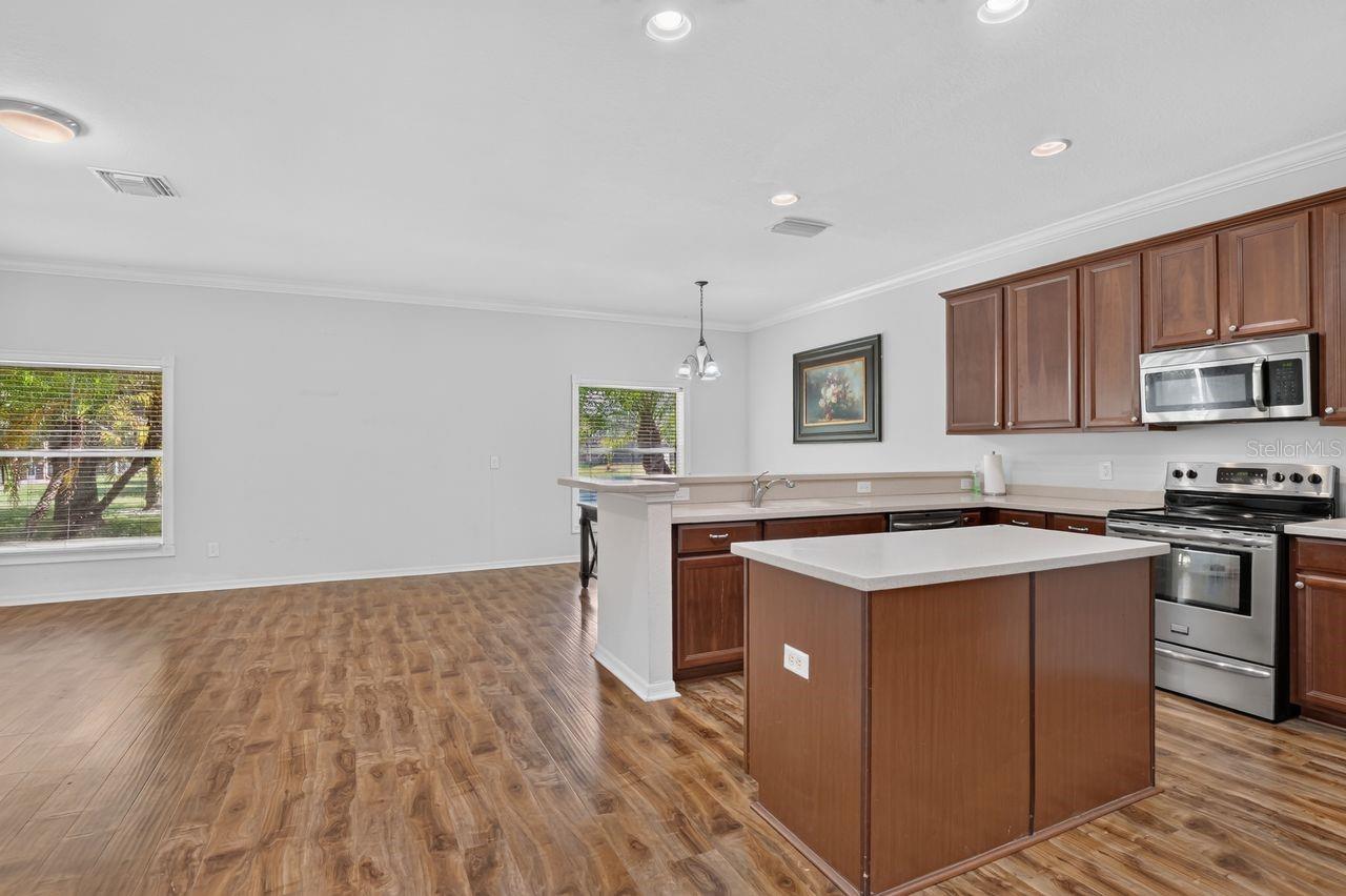SHERWOOD/CROSSROADS L - Residential