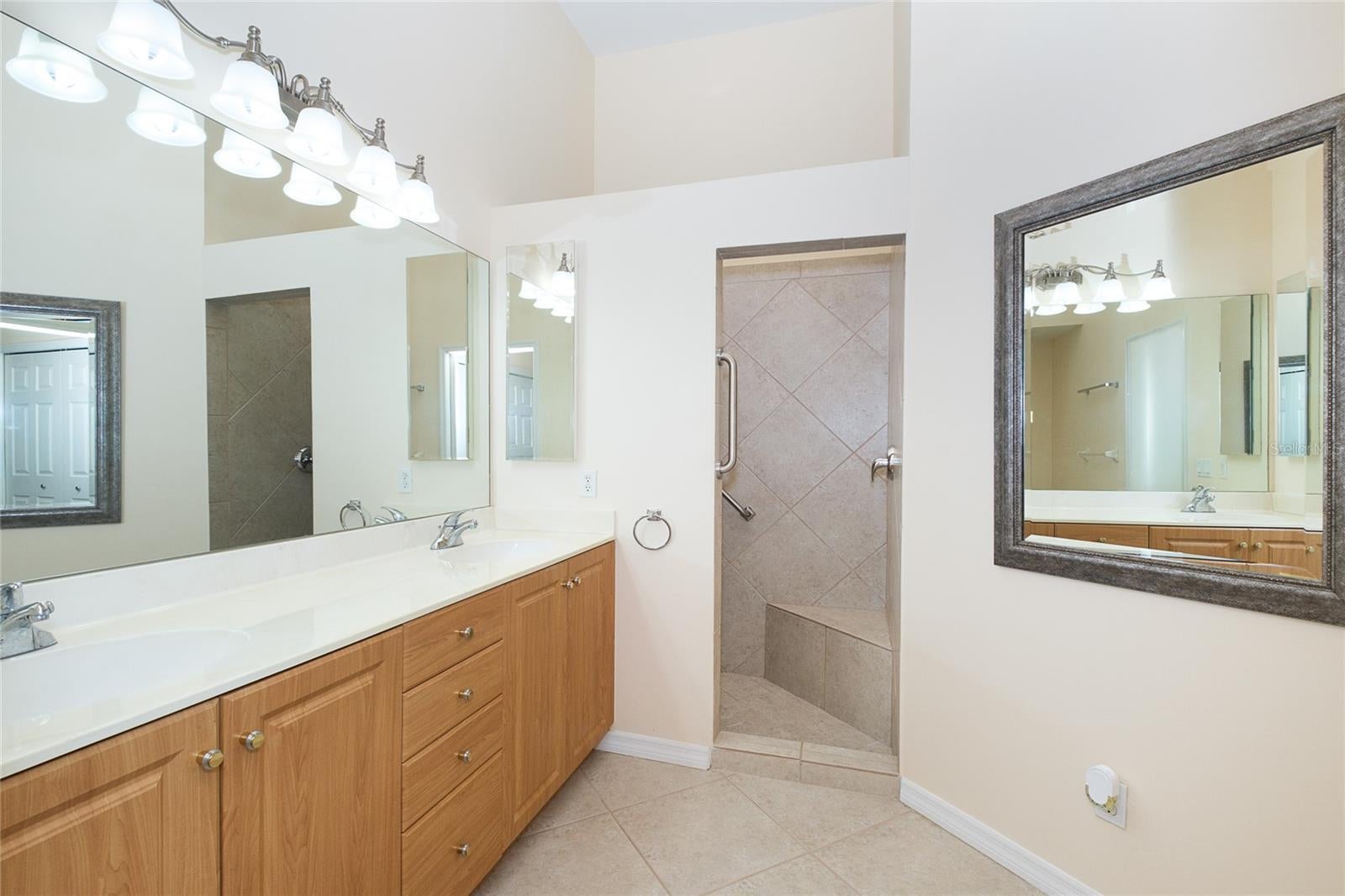 VILLAS OF SABAL TRACE - Residential