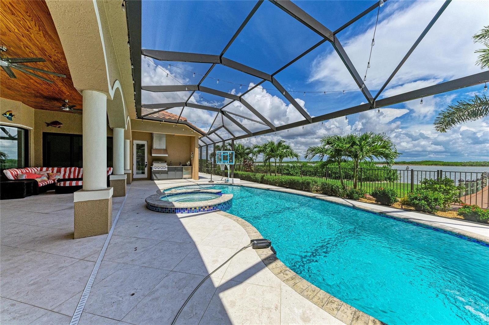 PORT CHARLOTTE SEC 94 01 - Residential