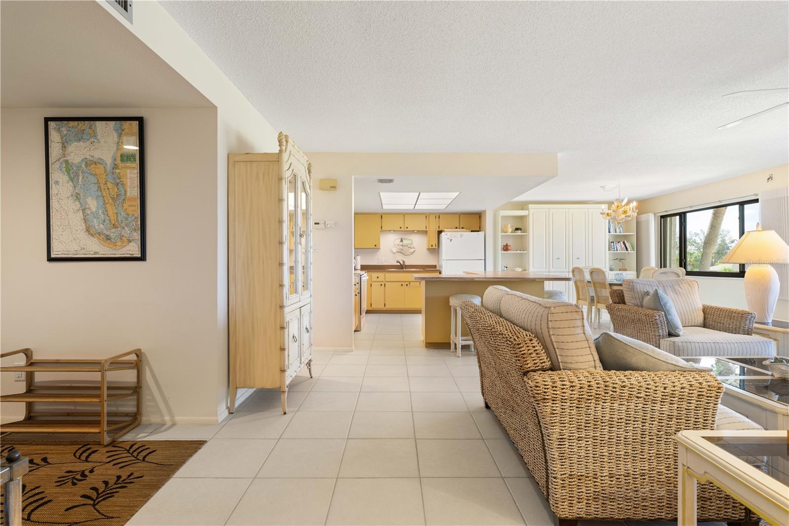 COMMODORE CLUB CONDO - Residential