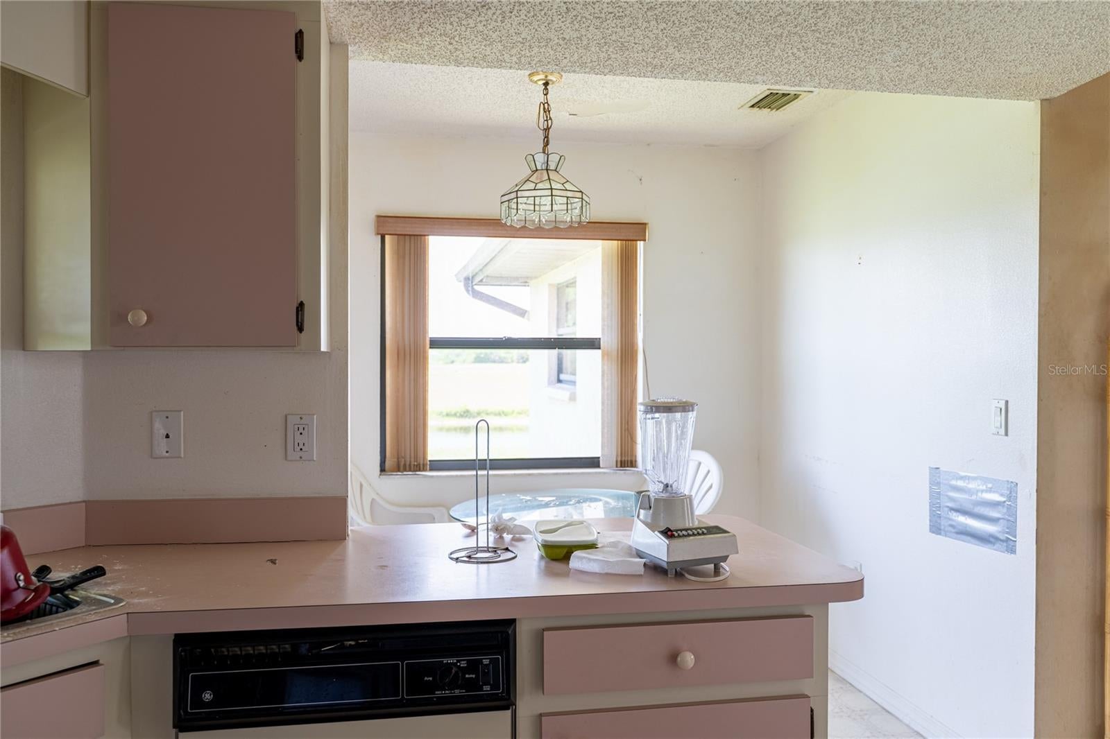 ROTONDA WEST PEBBLE BEACH - Residential