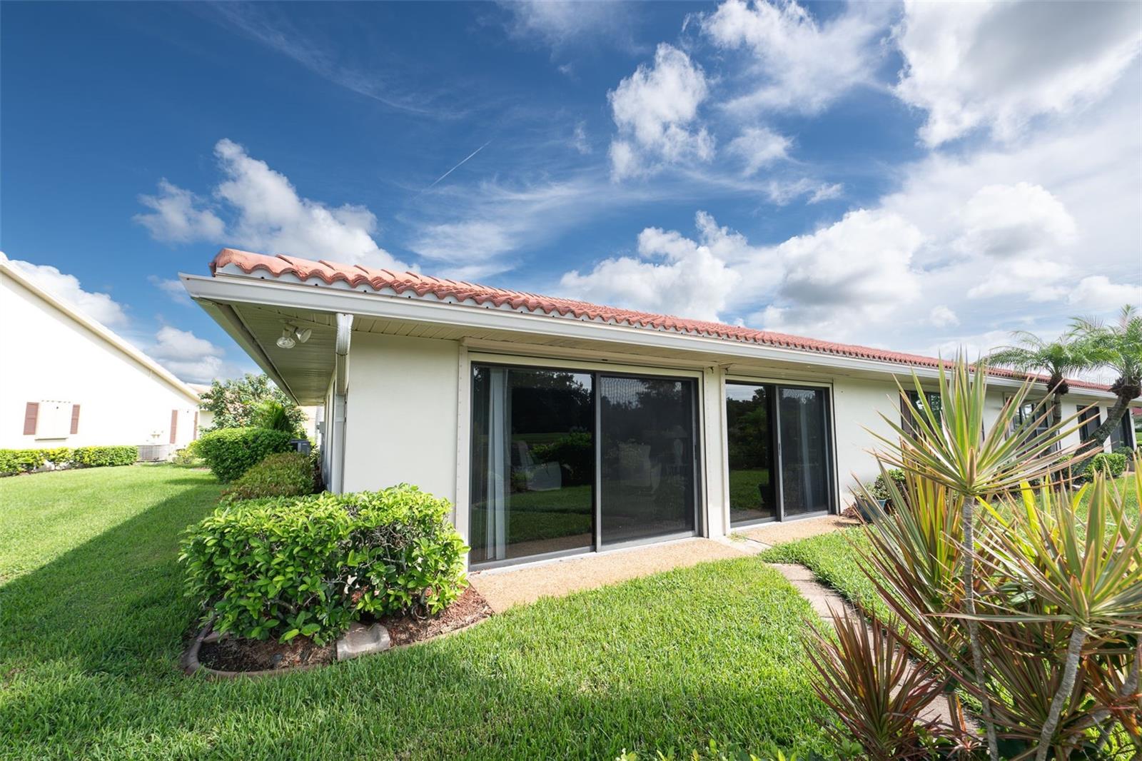 KINGSWAY GOLF VILLAS FIRST ADD - Residential