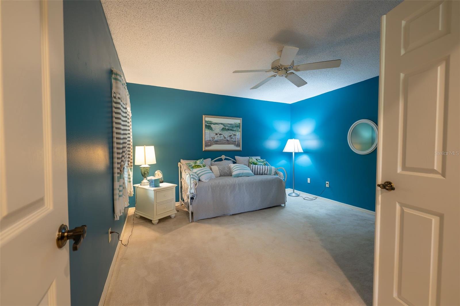 KINGSWAY GOLF VILLAS FIRST ADD - Residential