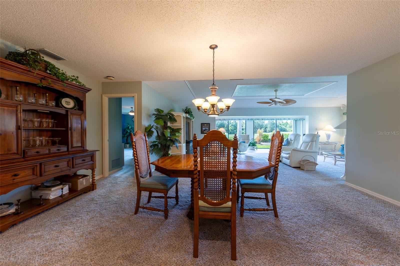 KINGSWAY GOLF VILLAS FIRST ADD - Residential
