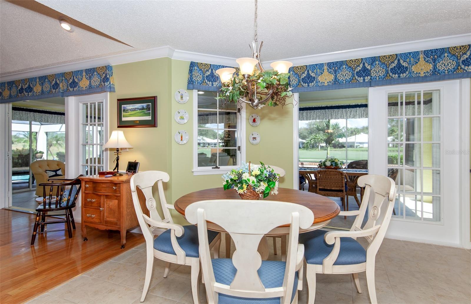 PLANTATION WOODS - Residential