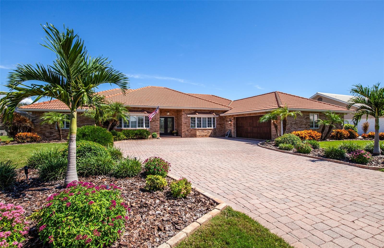 PLANTATION WOODS - Residential