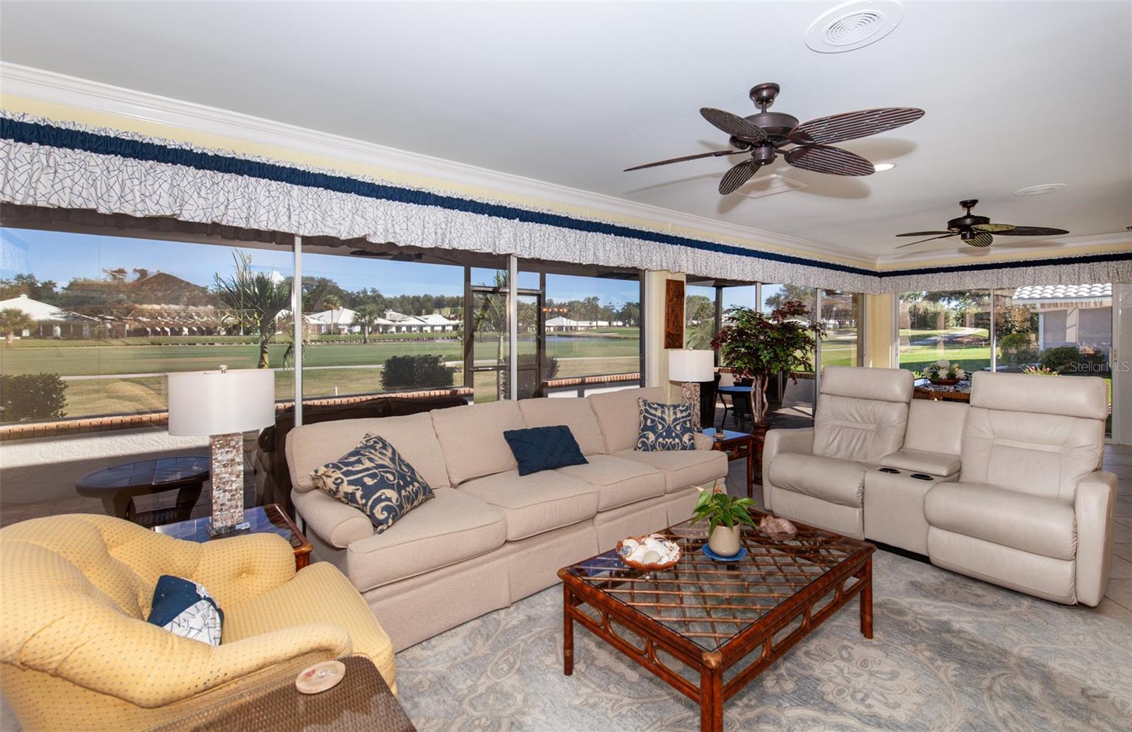 PLANTATION WOODS - Residential