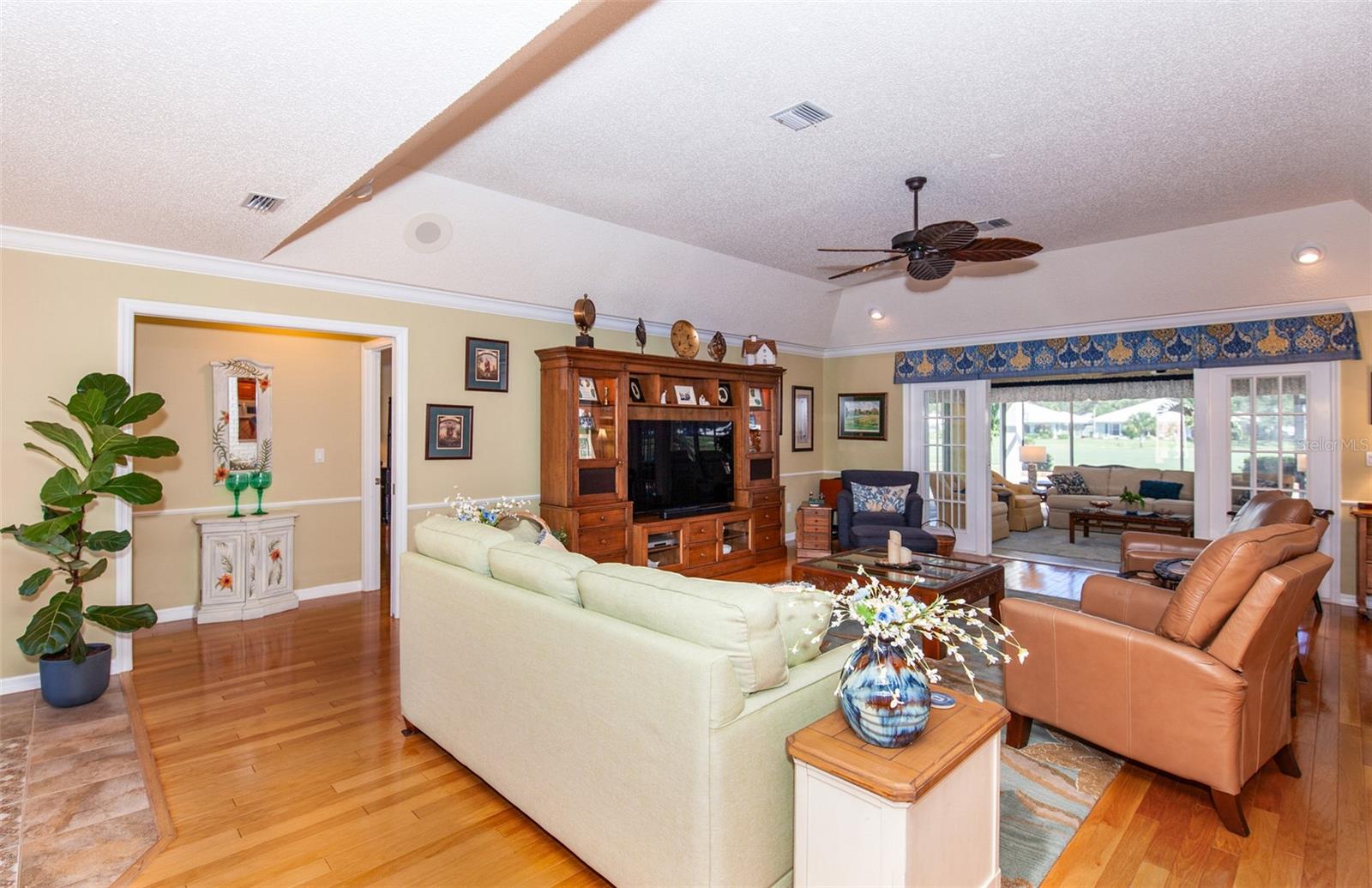 PLANTATION WOODS - Residential