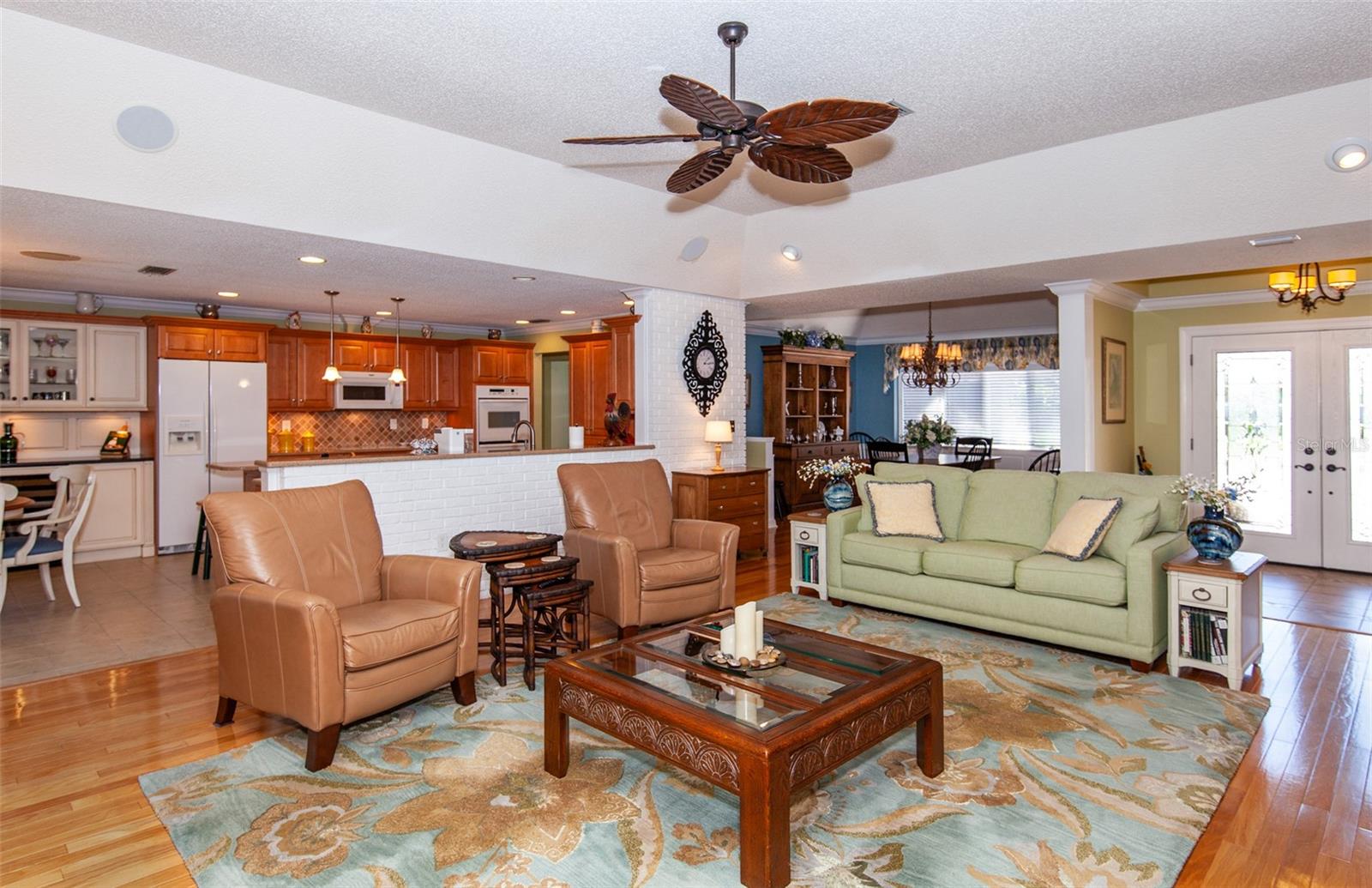 PLANTATION WOODS - Residential