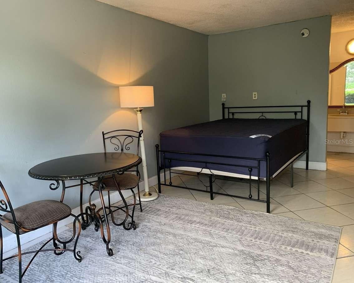 SANDLAKE COURTYARDS CONDO 5901/3515 - Residential