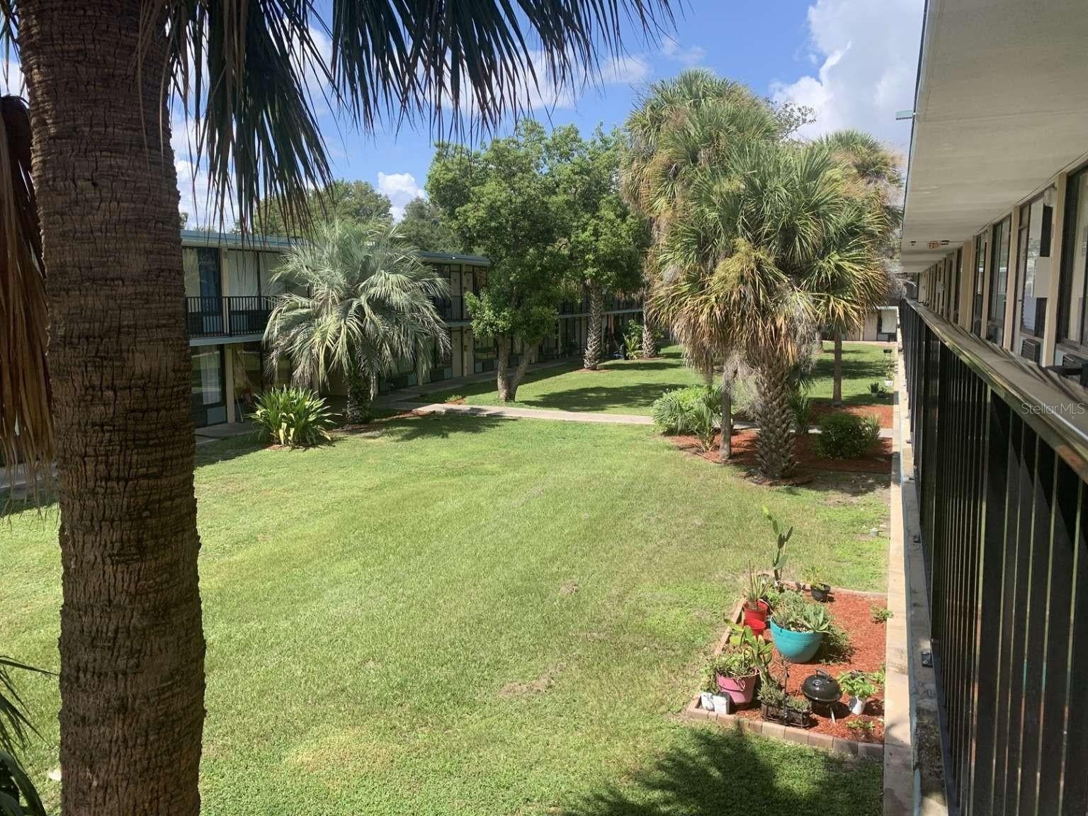 SANDLAKE COURTYARDS CONDO 5901/3515 - Residential